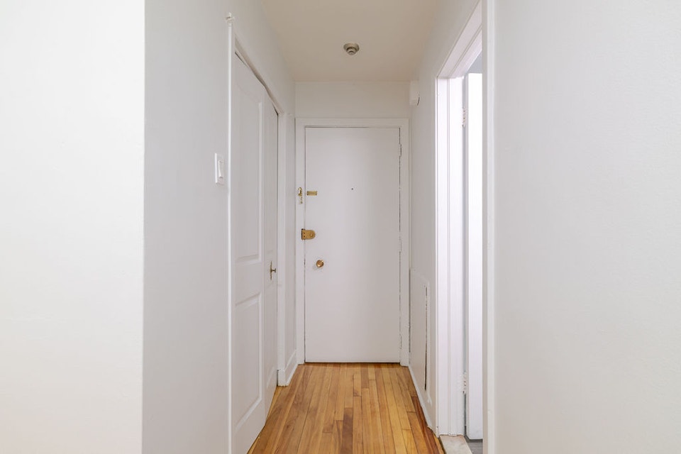 4343 Av. Jeanne-d'Arc 5