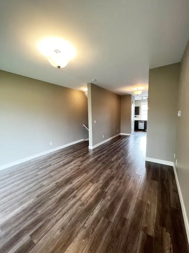 2-Bedroom 2-Bathroom l 504-110 Baxter Avenue l Townhouse in Long Term Rentals in Kitimat - Image 6