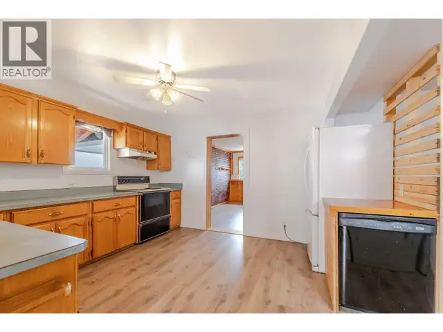 553 Papineau Street Penticton, British Columbia in Houses for Sale in Penticton - Image 14