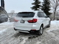 Stock#: 251333AThe X5 xDrive40e is a premium mid-size hybrid SUV that offers a seamless transition b... (image 2)