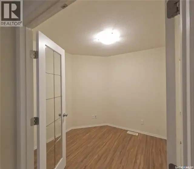 101 221 Main STREET S Moose Jaw, Saskatchewan in Condos for Sale in Moose Jaw - Image 11