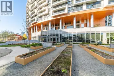welcome to Concord Avenue One! Enjoy water views from every room, perfectly framing the downtown sky...
