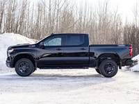 The Chevrolet Silverado 1500 Custom Trail Boss stands tall as a bold and capable off-road-ready pick... (image 3)