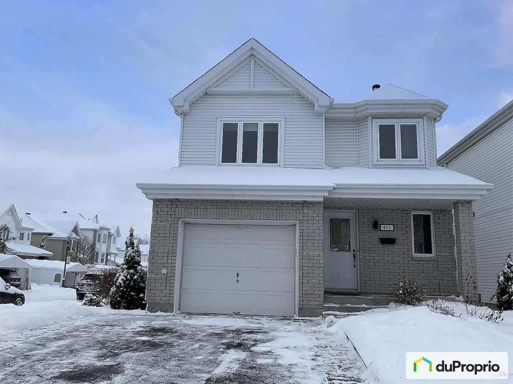 $729,900 - 2 Storey for sale in Ste-Dorothee — photo 1
