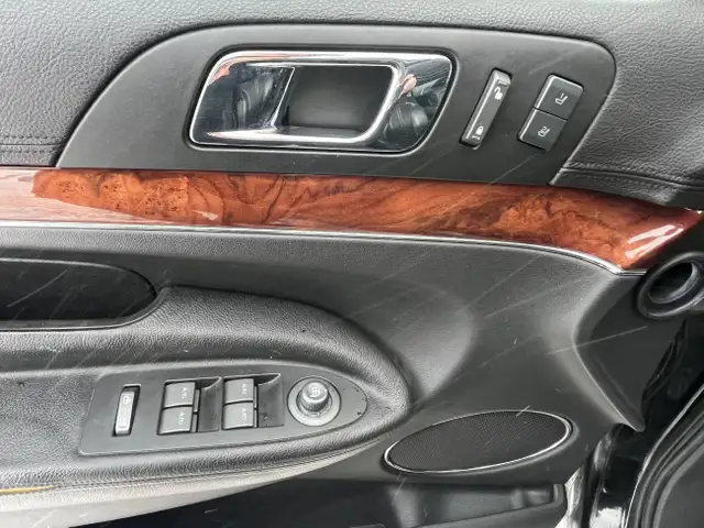2010 Lincoln MKT 533919217285212169