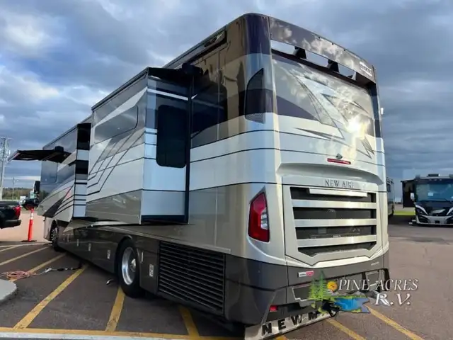 2024 Newmar New Aire 3549 Luxury Diesel Pusher in RVs & Motorhomes in Moncton - Image 12