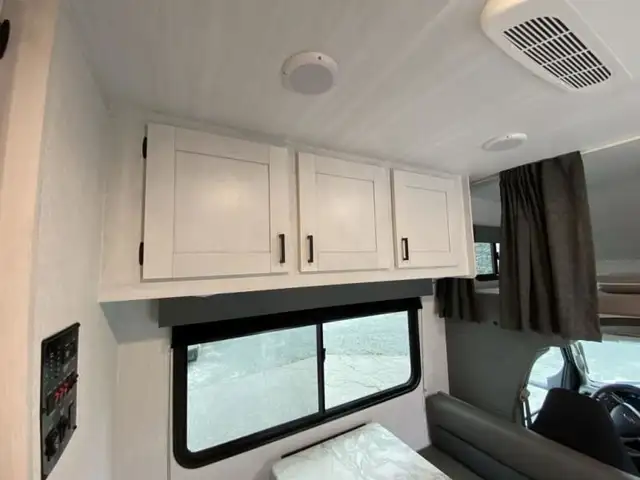 2023 EAST TO WEST Entrada 2200S in RVs & Motorhomes in Bedford - Image 31