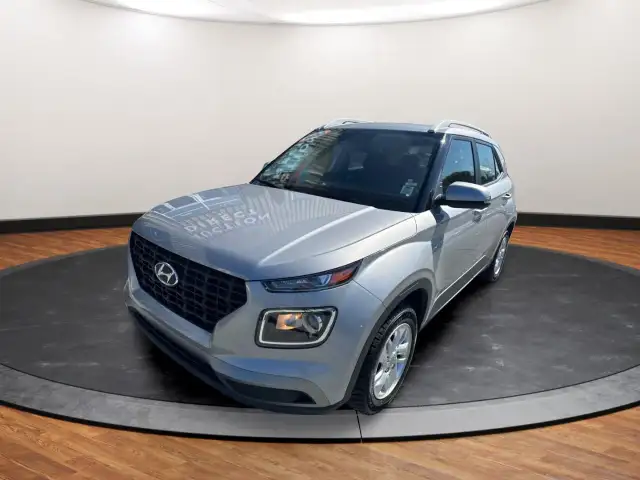 2025 Hyundai Venue Preferred BACK UP CAMERA! APPLE CARPLAY/AN...
