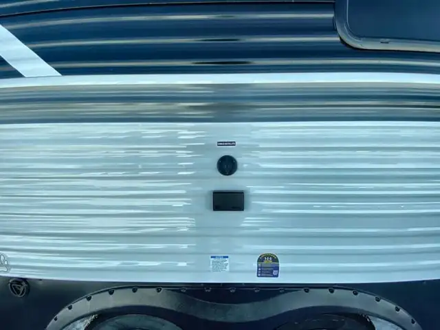 2025 EAST TO WEST Della Terra 250QB in Travel Trailers & Campers in Bedford - Image 16