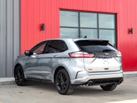 Carget Supercentre is proud to present this beautiful 2021 Ford Edge ST-Line! EXTERIOR: ICONIC SILVE... (image 7)