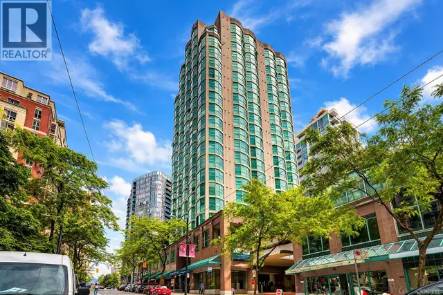 1609 838 HAMILTON STREET Vancouver, British Columbia in Condos for Sale in Vancouver - Image 2