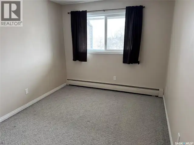 306 1808 EAGLESHAM AVENUE Weyburn, Saskatchewan in Condos for Sale in Regina - Image 5
