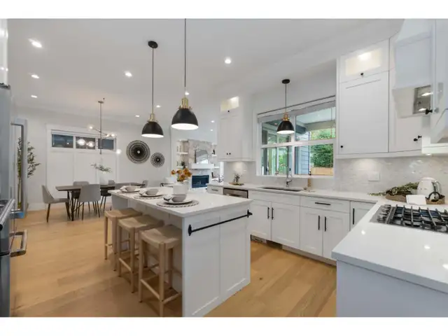 17138 0A AVENUE Surrey, British Columbia in Houses for Sale in Delta/Surrey/Langley - Image 8