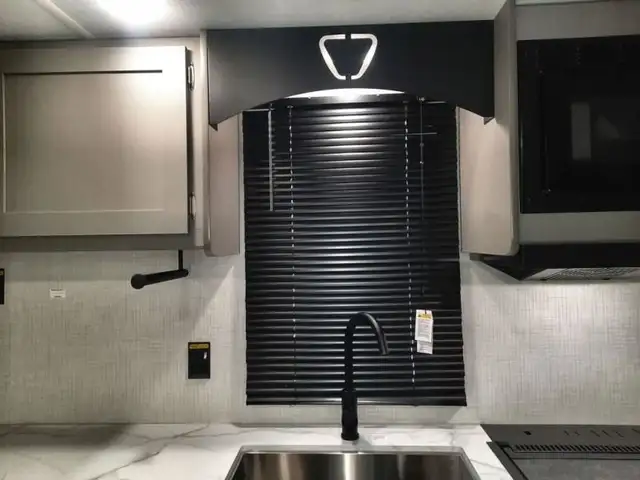 2026 Keystone RV Hideout 262BHS in Travel Trailers & Campers in St. Albert - Image 31
