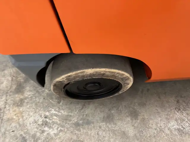 2008 Toyota indoor Forklift Lift Truck 5000lbs Capacity in Heavy Equipment in Hamilton - Image 11