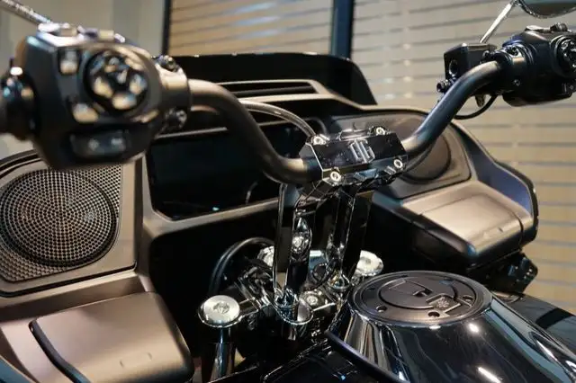 2025 Harley-Davidson FLTRX - Road Glide in Sport Touring in Lethbridge - Image 4