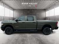 TRAILER SWAY CONTROL, TRAILER HITCH, ELECTRONIC STABILITY, TRACTION CONTROL, REMOTE KEYLESS ENTRY De... (image 5)
