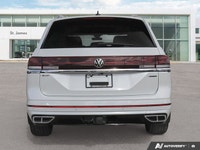 * R-Line Exterior Styling: Sportier bumpers, badging, and 21-inch Braselton machined-finish alloy wh... (image 3)
