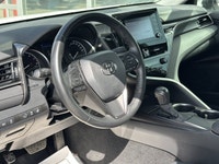 * Heated front seats featuring Sport SofTex upholstery with fabric inserts * Dual-zone automatic cli... (image 4)