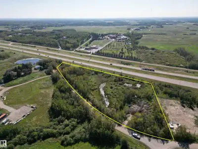 Escape the hustle of city life and seize the chance to create your dream home on a breathtaking 3.36...