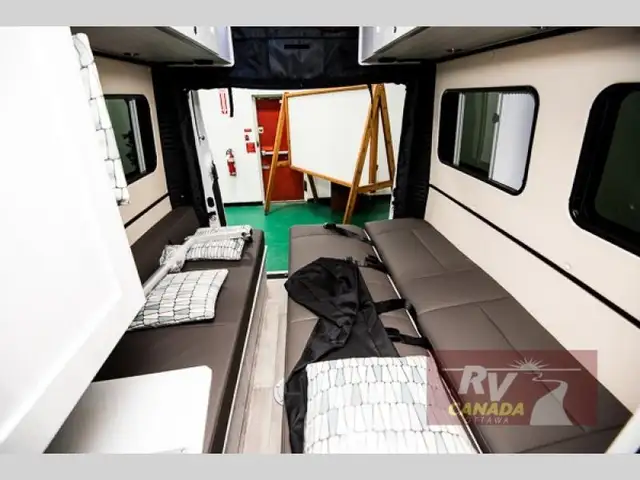 2025 Roadtrek Roadtrek Zion Slumber in RVs & Motorhomes in Ottawa - Image 13