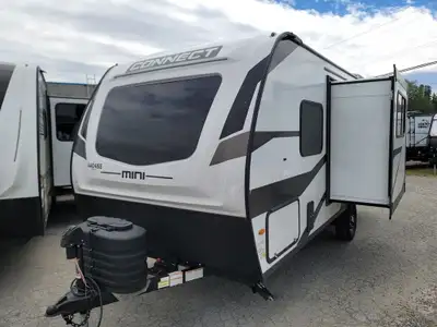 New 2024 KZ Connect Mini CM181RB Details: KZ Connect Mini travel trailer CM181RB highlights: Single...