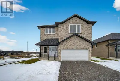 Welcome to 3 Keeler Court, located in the sought-after Norwood Park Estates. This impressive all-bri...