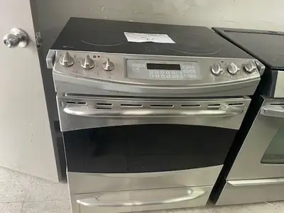 Cuisiniere stainless encastrable vitrocéramique GE Profile, View more