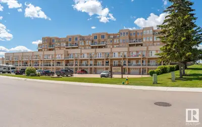 MLS® #E4389517 Stunning corner penthouse with unobstructed panoramic lake views from both balconies...