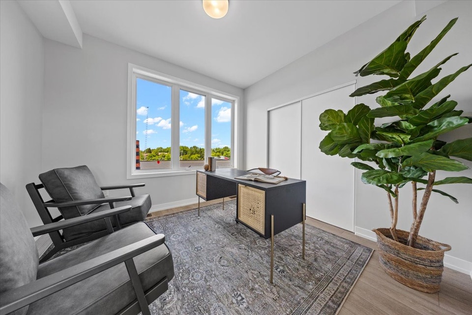 Dreamers Loft Suite I 5