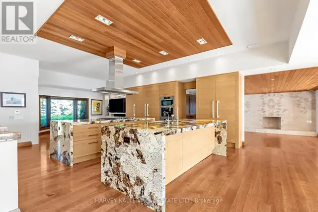 90 OAKLANDS PARK COURT Burlington (Bayview), Ontario in Houses for Sale in Oakville / Halton Region - Image 10