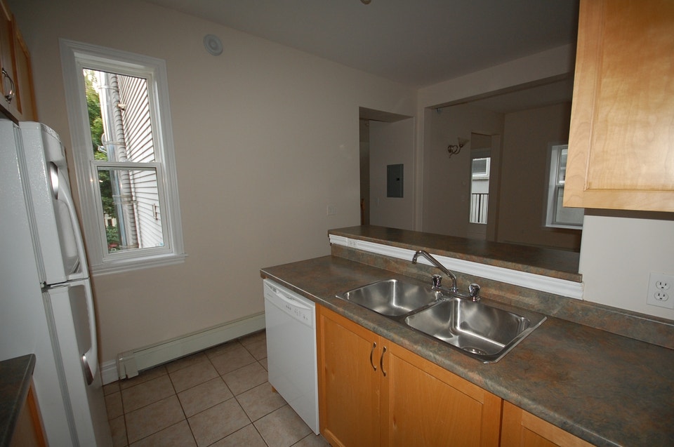 4 Bedroom Downtown Halifax 3