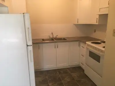 Fantastic location near Kerry Wood Nature Centre, schools, and scenic walking and biking trails! Thi...
