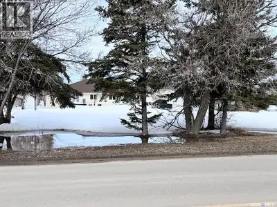 80' x 125' lot 10,000 sq ft of land. Great opportunity for an investor to build or build your own ca...