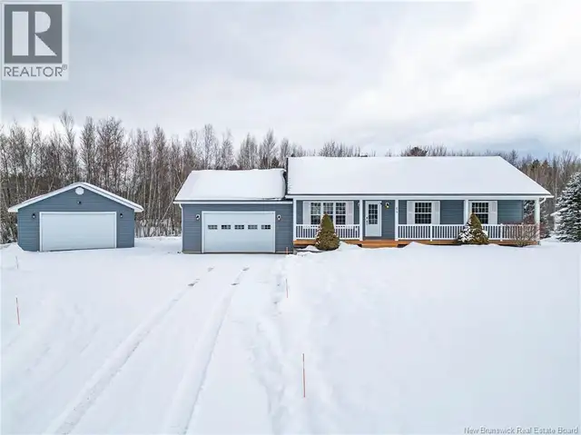 64 Thompson Avenue Burton, New Brunswick in Houses for Sale in Fredericton - Image 2