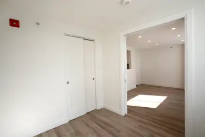 Collingwood 1 Bedroom Apartment for Rent - 120 Elm Street, View more