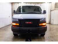 **ACCIDENT FREE - MECHANICALLY CERTIFIED** 30,240 KM This 2023 GMC Savana 3500 Reefer Cargo Van is p... (image 4)