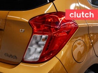 Brake Assist, Folding Rear Seats, Climate Control and more! Clutch is the largest online used car re... (image 8)