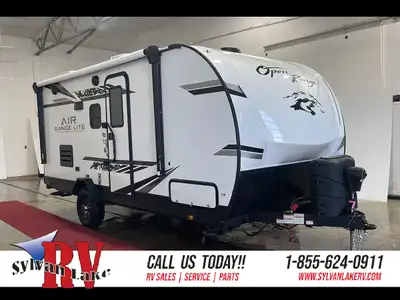 The 2022 Highland Ridge Range Lite Air 18RBS offers a seamless blend of comfort and freedom on your...