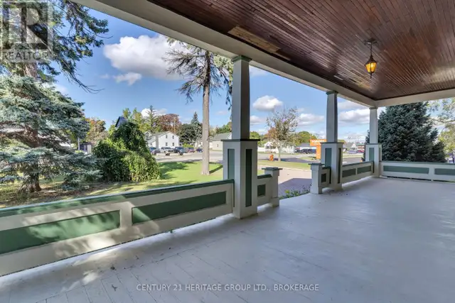 389 KING STREET Gananoque, Ontario in Houses for Sale in Kingston - Image 8