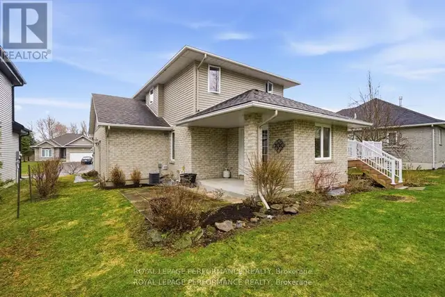 18353 LANA DRIVE South Glengarry, Ontario in Houses for Sale in Cornwall - Image 41