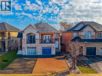 Nestled in the highly sought-after West Oak Trails community, this beautifully designed raised bunga...