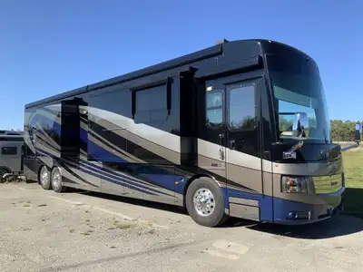 The 2018 Newmar Mountain Aire 4553 is a high-end, 45-foot Class A diesel motorhome, crafted for luxu...