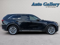 8-Speed Automatic Transmission | i-ACTIV All-Wheel Drive | i-Stop Idle-Stop Technology | Power Panor... (image 5)