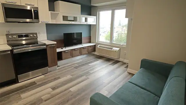 Short Term Rentals - Furnished Studio Apartment - 1755 Regent St in Short Term Rentals in Sudbury - Image 6