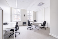 Find office space in University Street for 4 persons