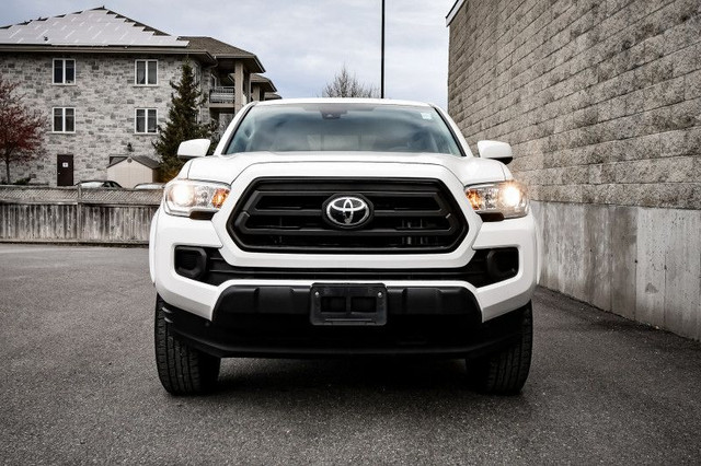 2022 Toyota Tacoma SR • BEDLINER • HEATED SEATS • ADAPTIVE CRUIS in Cars & Trucks in Ottawa - Image 4