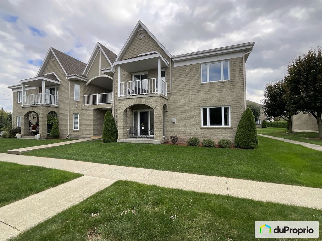 $338,900 - Condominium for sale in St-Georges — photo 1