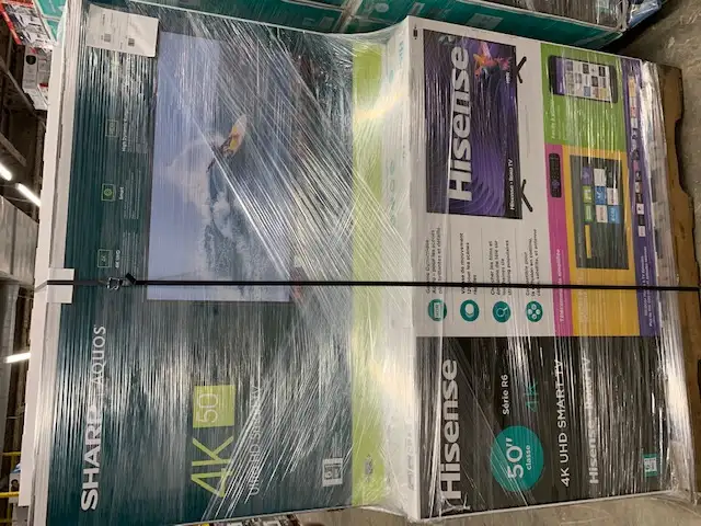Best TV Deals! Toshiba Smart TV32"$159/43" $249 /55"$399NoTax in TVs in City of Toronto - Image 5