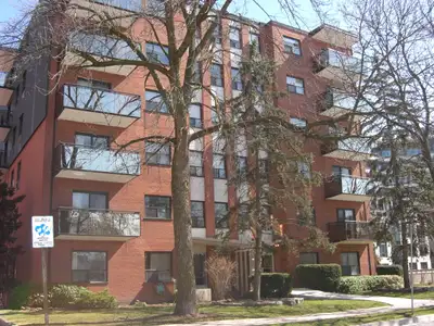1 BDRM 2390 MARINE DR